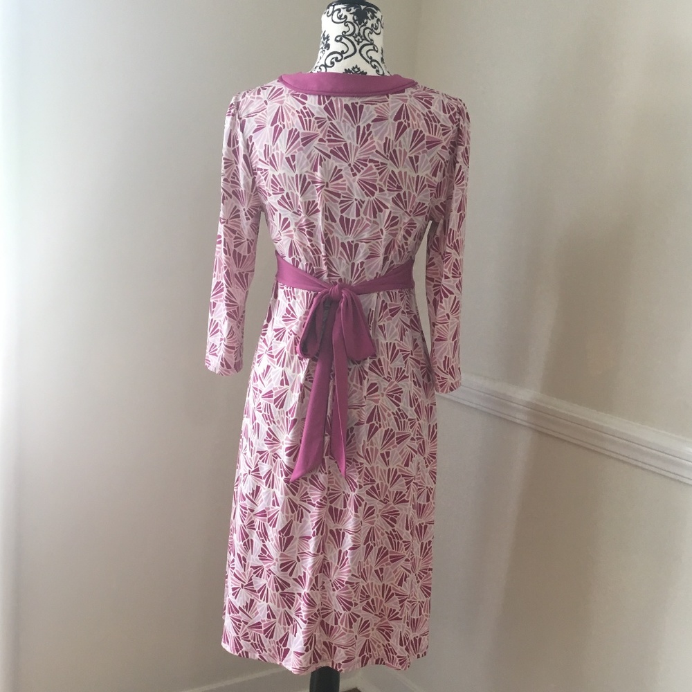 Pink Shell Patterned Wrap Dress - Picture 2 of 6